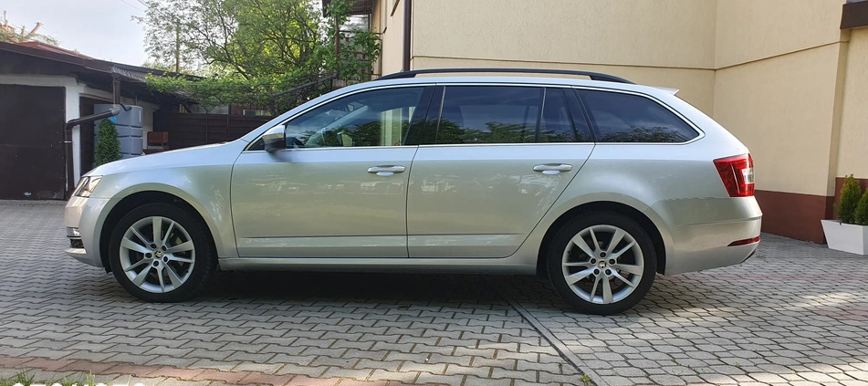 Skoda Octavia cena 64200 przebieg: 143190, rok produkcji 2017 z Błonie małe 254
